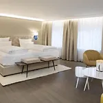 מלון Stein - Adults Only 4*
